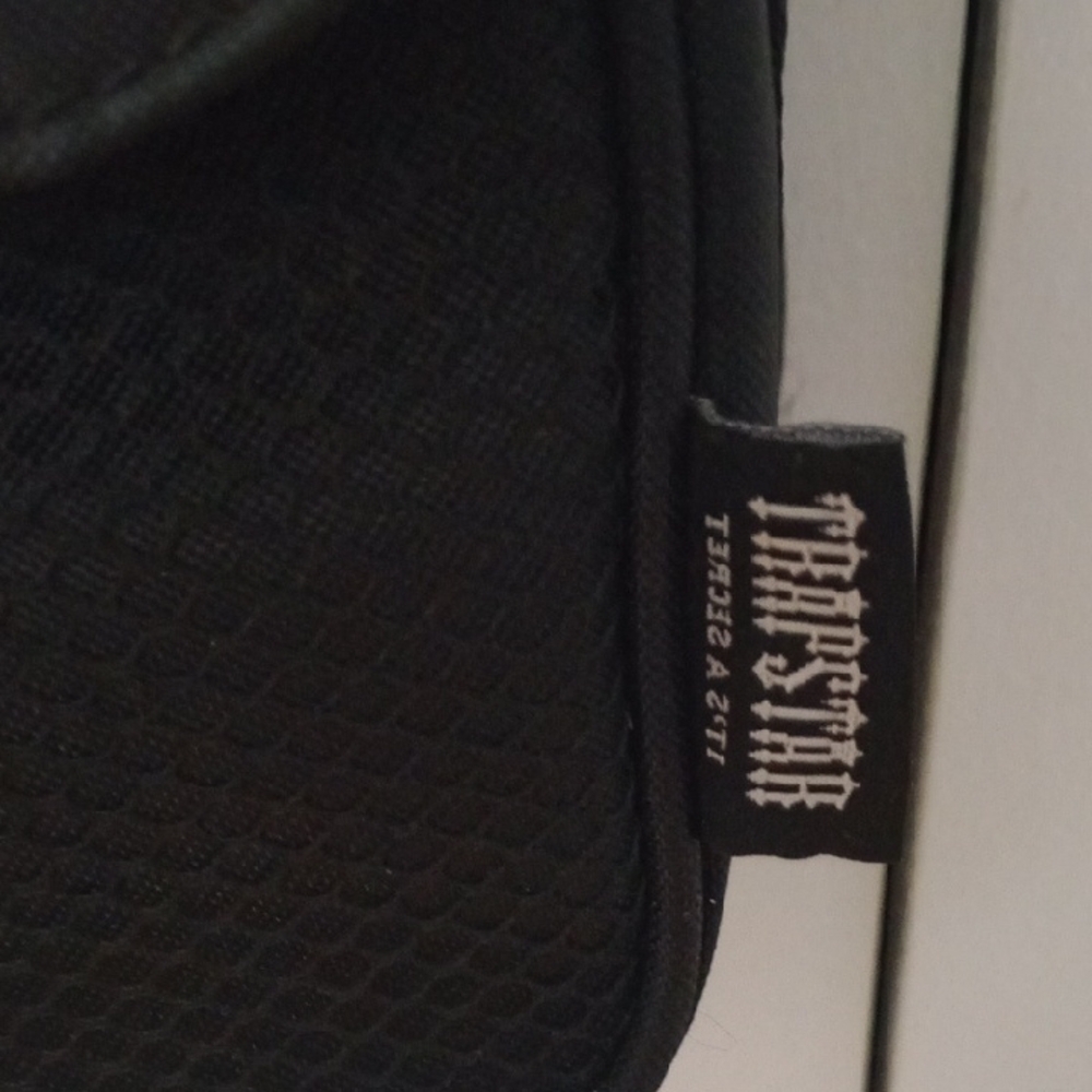 Stylish Black and White Messenger Bag New 😎 - Picture 2 of 7
